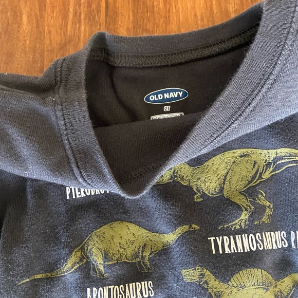 2t Dinosaur pajamas lot, various brands (see photos) - Picture 6 of 9